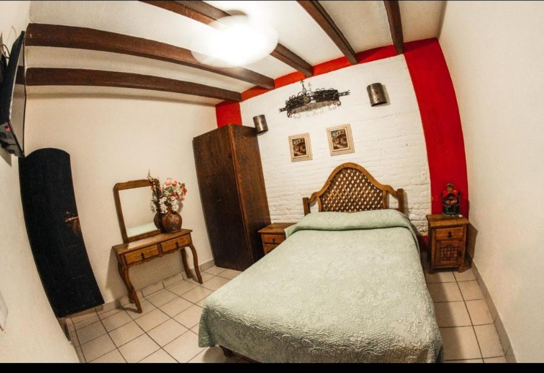Hotel Posada De La Conspiracion Долорес-Идальго Экстерьер фото