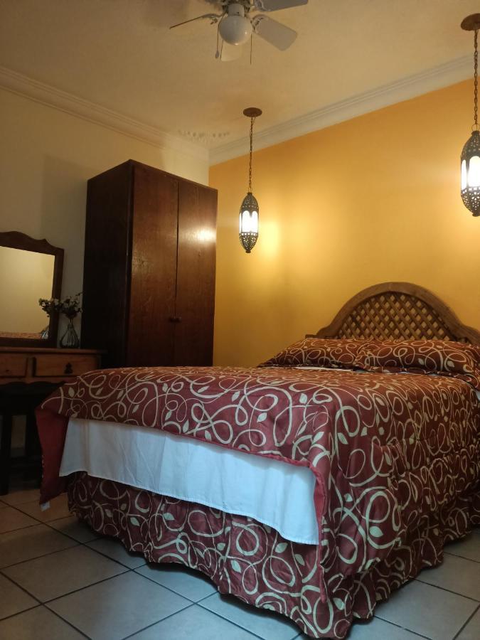 Hotel Posada De La Conspiracion Долорес-Идальго Экстерьер фото